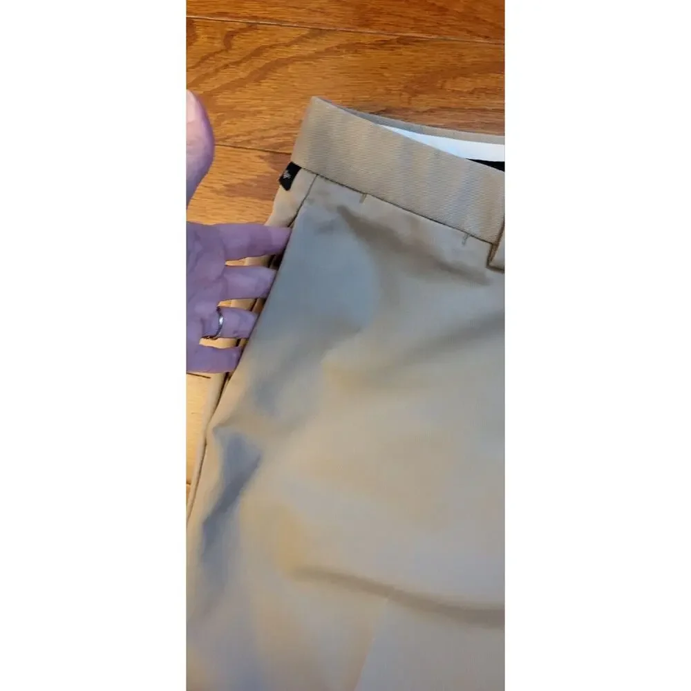 Dockers Men's Pants Size W36 L30 Classic Fit Flat Front Stain Defender Chino